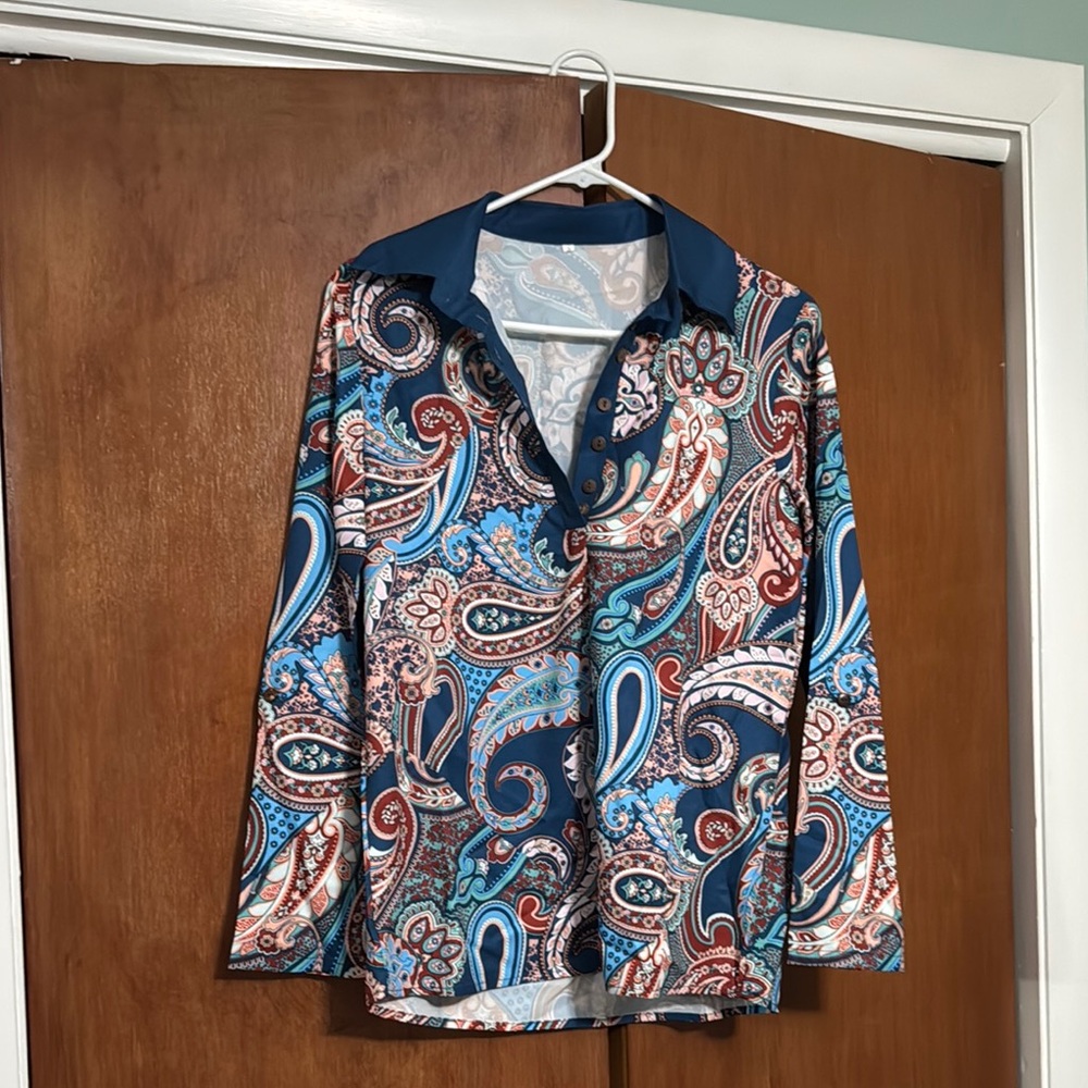 Navy Blue Paisley Pattern Lightweight Blouse